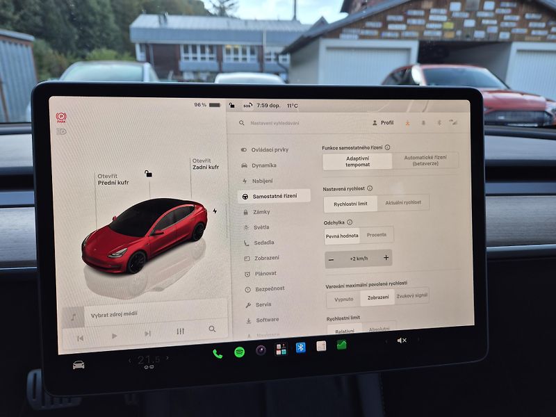 Tesla Model 3 PERFORMANCE 393kw SOH 95,1% - fotka 22 z 45