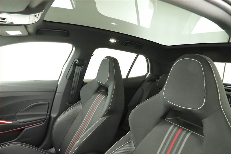 Škoda Fabia (2024) 1.0 TSI, Monte Carlo Plus - fotka 15 z 17