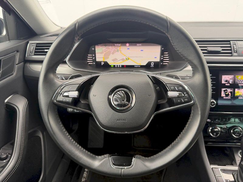Škoda Superb (2023) 2.0 TDI 110kW DSG Style Plus - fotka 8 z 35