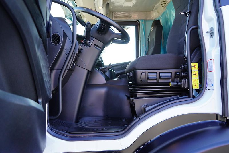 Iveco X-WAY (2025) 480 / E 6 / WYWROTKA / 6 X 4 / - fotka 41 z 53