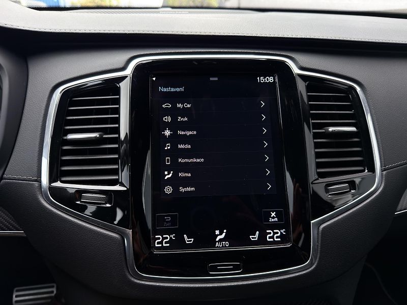 Volvo XC90 D5 AWD R-DESIGN PRO // VZDUCH  - fotka 45 z 60