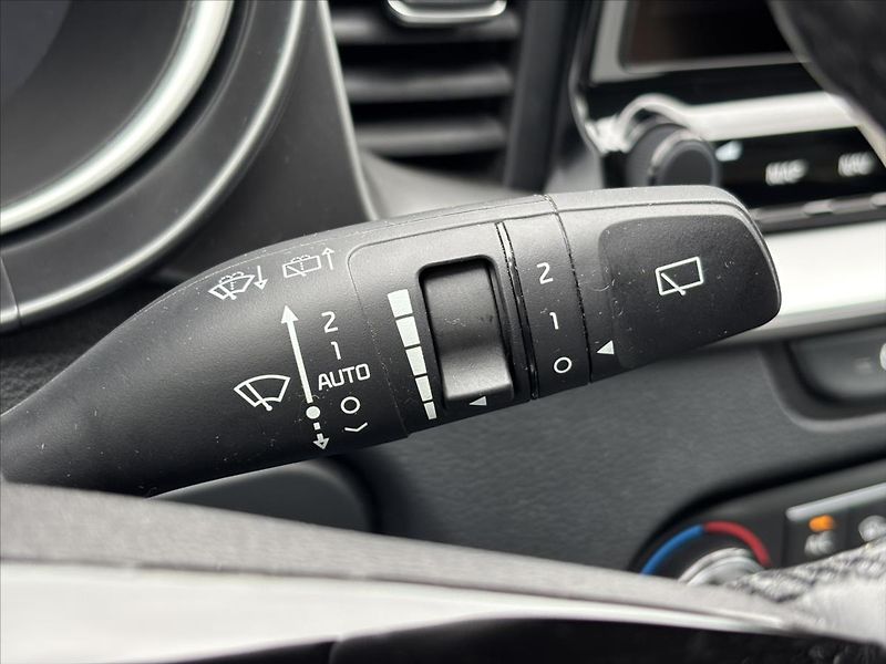 Kia Ceed 1,5 TGDi TOP ZÁRUKA - fotka 33 z 40