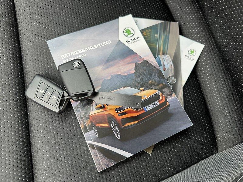 Škoda Karoq (2023) 1.5TSi LED Navi Kamera Virtual - fotka 28 z 48