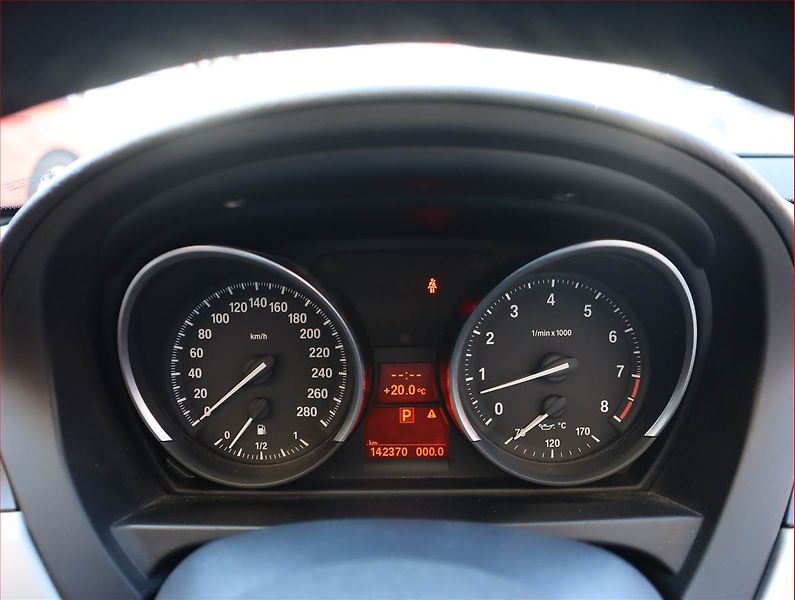 BMW Z4 (2009) sDrive35i, Automat, Serv.kniha - fotka 10 z 17