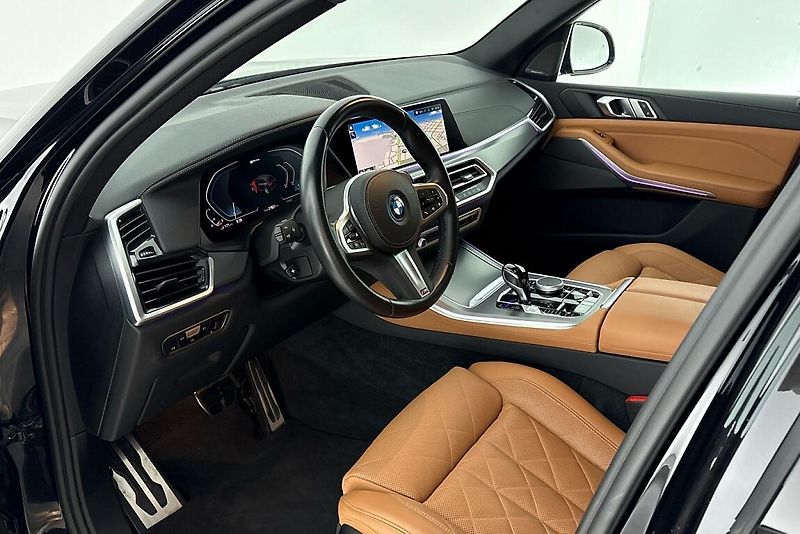 BMW X5 xDrive45e - fotka 7 z 26