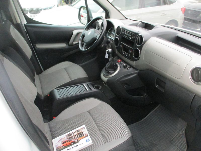 Peugeot Partner (2010) 1,6 - fotka 5 z 10