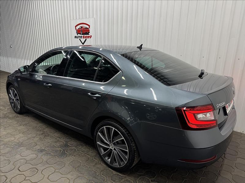 Škoda Octavia 2.0TDI 135kW 4x4 DSG L&K - fotka 6 z 44