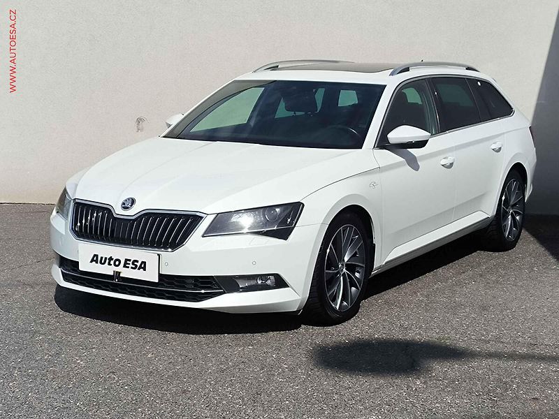 Škoda Superb (2018) 2.0 TSI 4x4, L&K, DSG, TZ - fotka 3 z 32