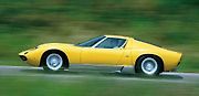 Lamborghini Miura SV (1971).