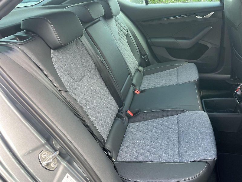 Škoda Octavia (2026) 1,5 TSI DSG Sportline - fotka 13 z 29