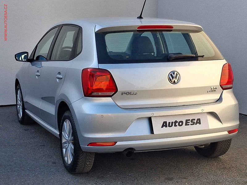 Volkswagen Polo (2015) 1.2 TSi, Comfortline, AC - fotka 6 z 16