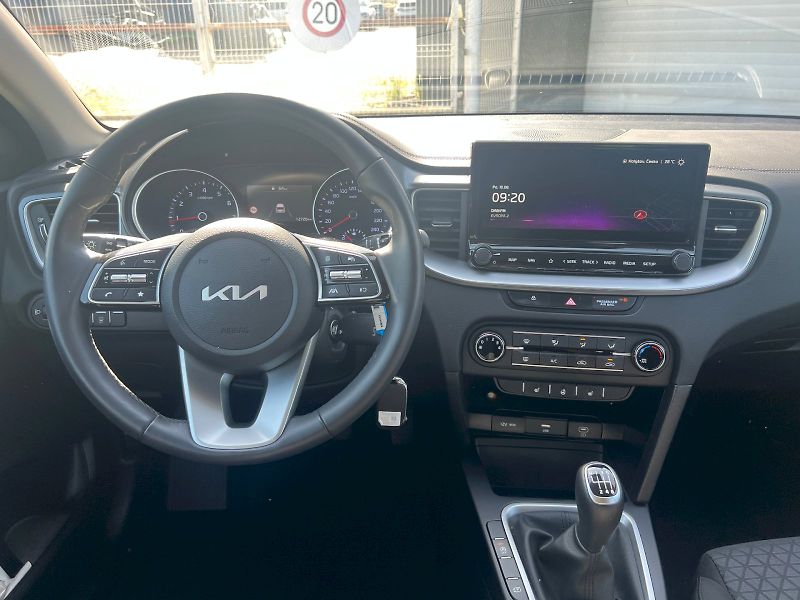 Kia Ceed (2025) Spin SW 1.5 T-GDI 103 kW 6°man - fotka 21 z 31