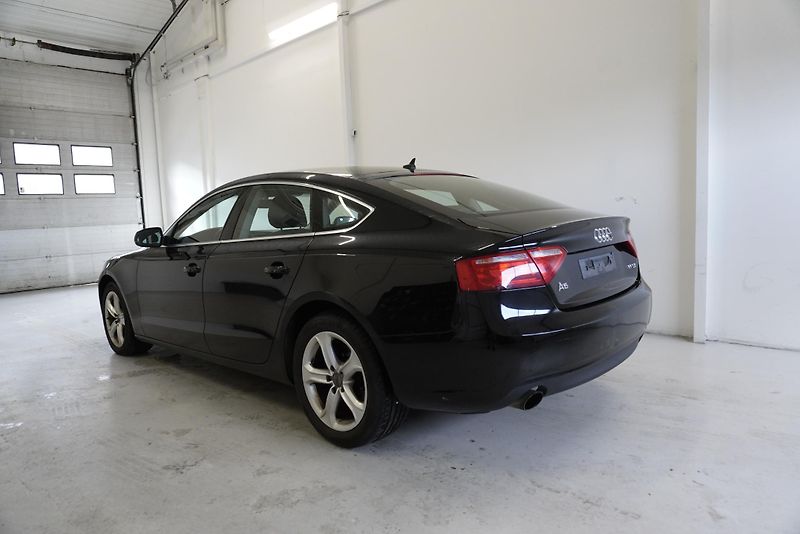 Audi A5 1.8TFSi-125 kW NOVÝ TYP MOTORU - fotka 3 z 20