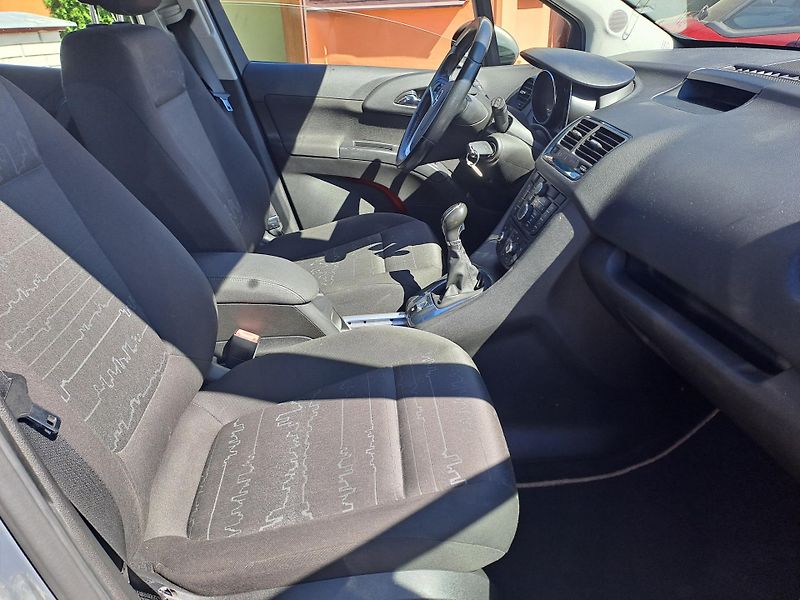 Opel Meriva 1.4 PŮVOD ČR 2 x KOLA - fotka 12 z 26