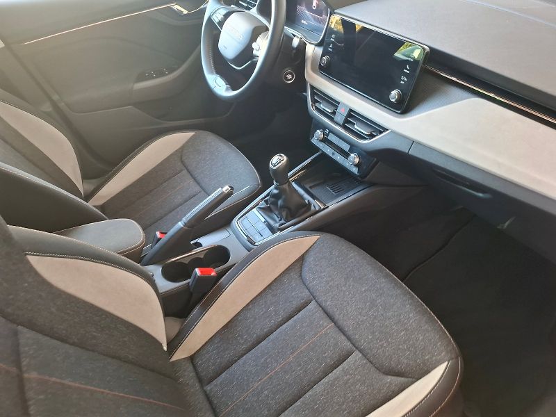 Škoda Scala (2025) TOP SELECTION TSI 85/1.0 M6F - fotka 21 z 29