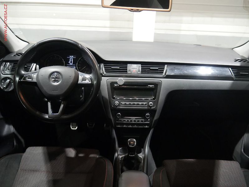 Škoda Rapid (2014) 1.2 TSI, ČR, Ambition, panor - fotka 8 z 17