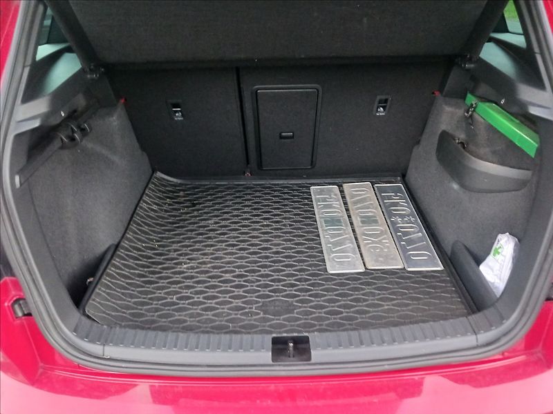 Škoda Karoq 2,0 TSI140kW DSG 4x4 SPORTLINE - fotka 26 z 39