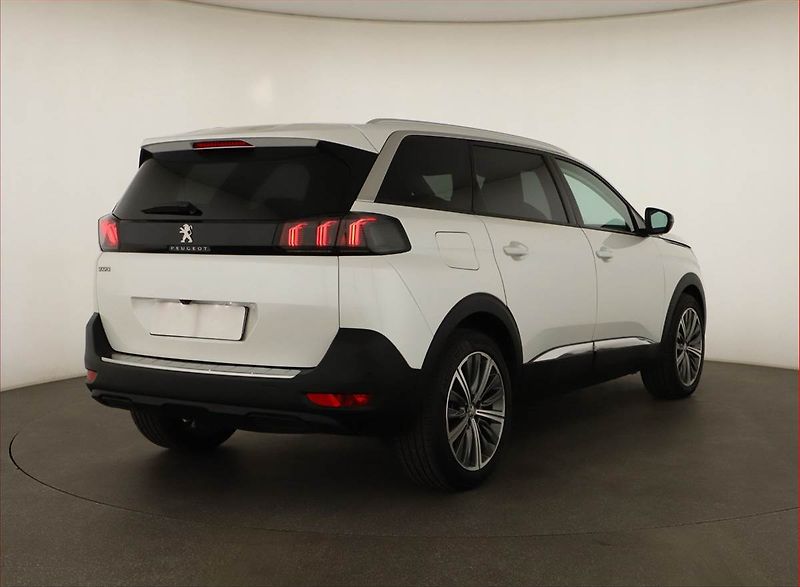 Peugeot 5008 (2022) 1.5 BlueHDi - fotka 5 z 20