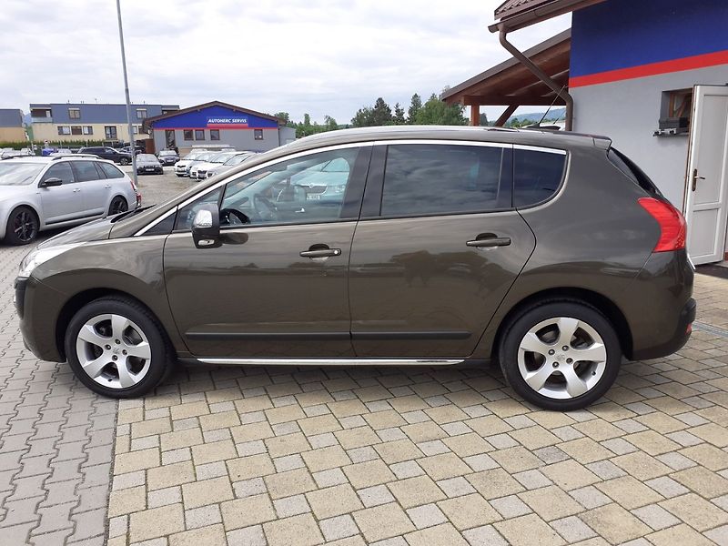 Peugeot 3008 (2011) 1.6 i  16V 115Kw - fotka 6 z 36