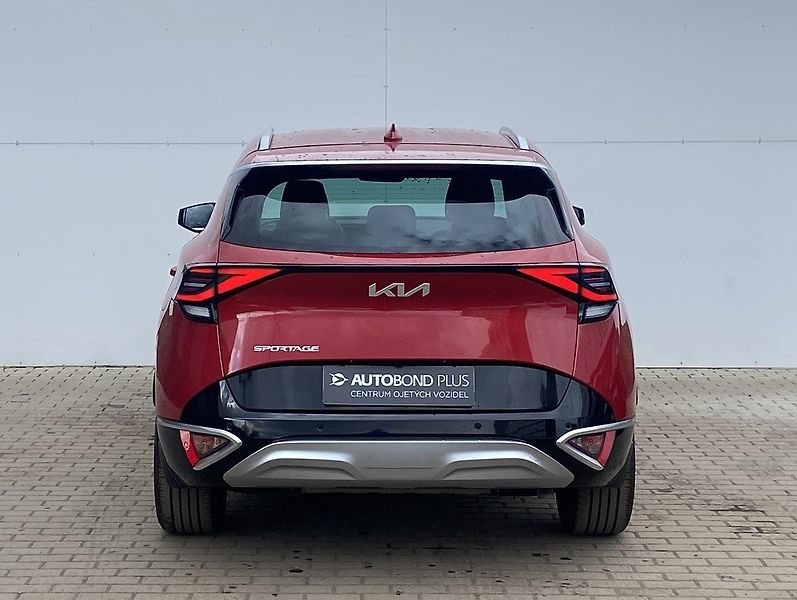 Kia Sportage 1.6 T-GDI 118kW AWD DCT TOP - fotka 9 z 22