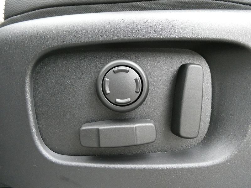 Land Rover Discovery (2026) 5 3,0  S D250 - fotka 10 z 39