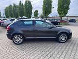 Audi A3 (2011) 2,0 TDI 103 KW 2. MAJ 2X KOLA - náhled 7