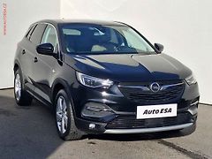Opel Grandland X (2018) 1.2 T, Innovation, LED, panor - fotografie inzerátu