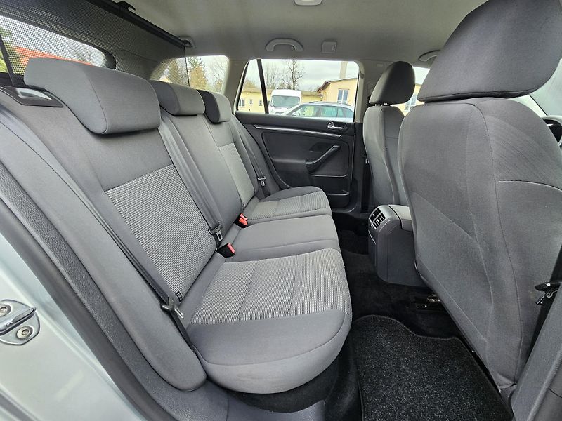 Volkswagen Golf 1.9 TDI 77kW,KLIMA,2x KOLA - fotka 27 z 38