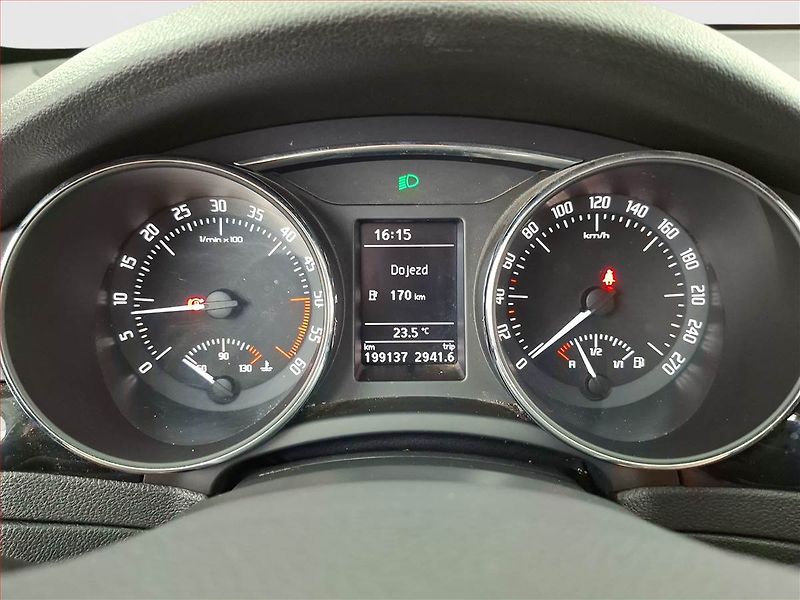 Škoda Superb (2014) 2.0 TDI, 4X4, Kůže, Bi-Xenony - fotka 11 z 17