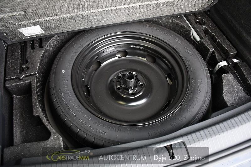 Volkswagen Tiguan 2.0TDi DSG NAVI TAŽNÉ ČR 1.M - fotka 48 z 53