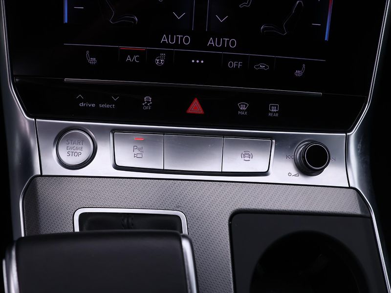 Audi A6 2.0 40TDI 150kW QUATTRO LED - fotka 21 z 29