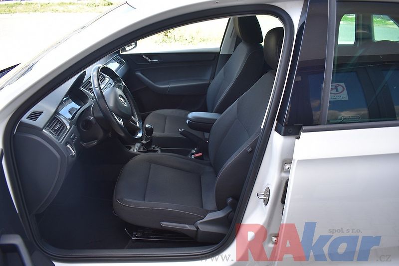 Škoda Rapid (2014) 1,2 TSI - fotka 6 z 29