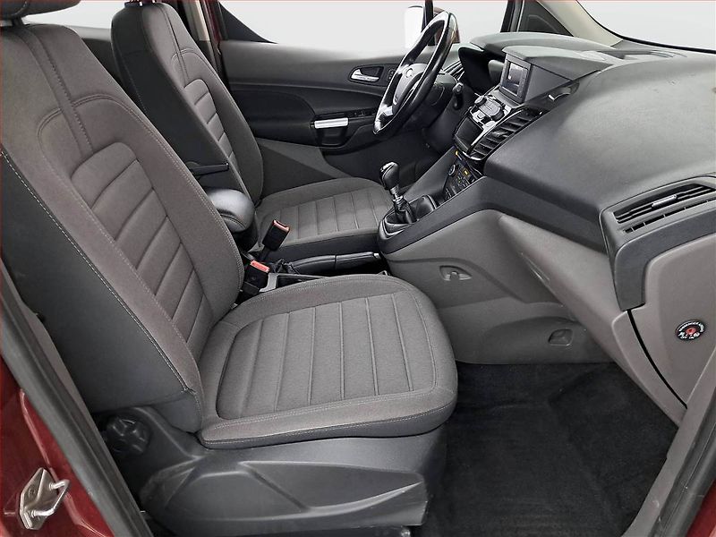 Ford Tourneo Connect (2019) Titanium 1.5 TDCi, 5Míst, ČR - fotka 9 z 20