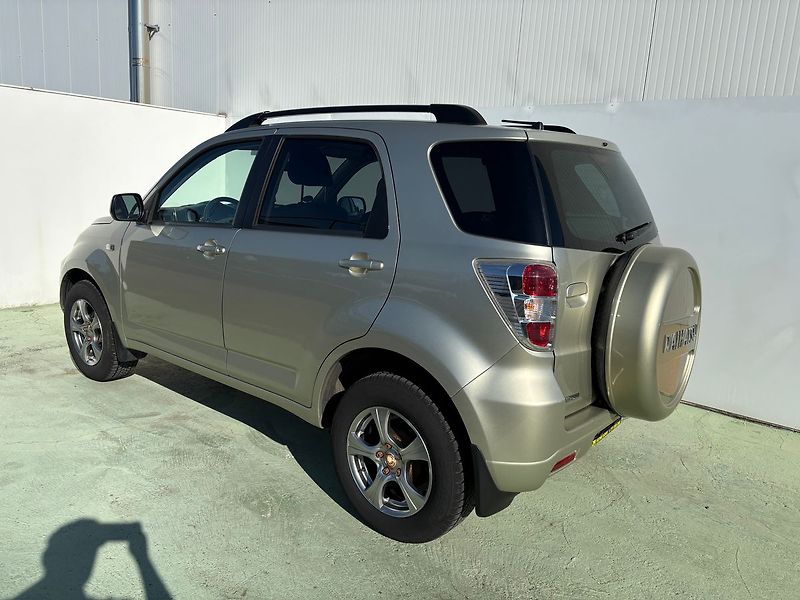 Daihatsu Terios 1.5i, 77kW, Aut.Klima - fotka 4 z 15