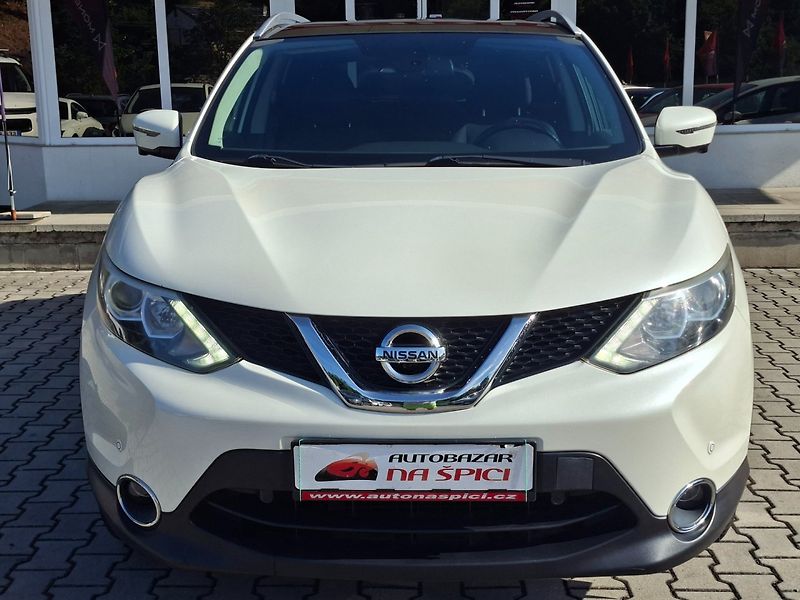 Nissan Qashqai (2017) 1.5dCi 81kW 6MAN -VÝBAVA! - fotka 3 z 42
