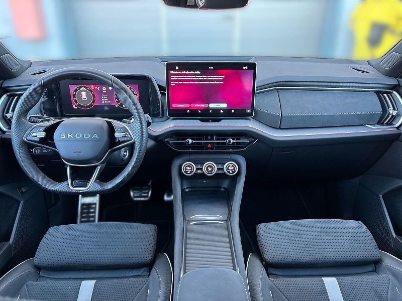 Škoda Kodiaq (2025) 2.0 TDI 4x4 DSG Sportline - fotka 5 z 39