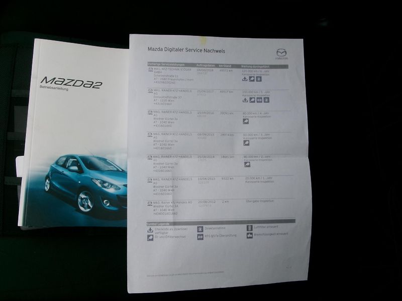 Mazda 2 (2012) 1,3i KLIMA 1.MAJ - fotka 25 z 26
