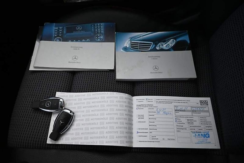 Mercedes-Benz Třídy C (2007) 1.8 200 KOMPRESOR i - fotka 19 z 21