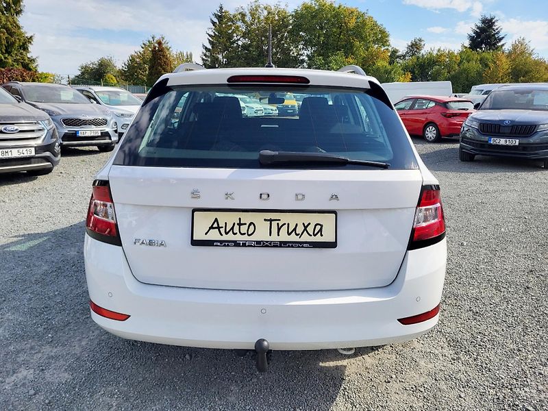 Škoda Fabia 1.0 TSI AMBITION Combi TOUR - fotka 38 z 46