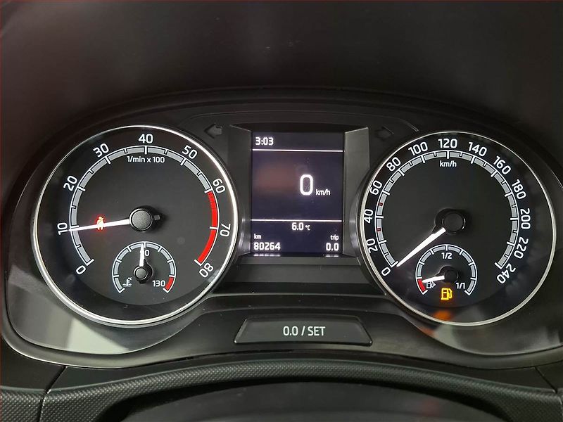 Škoda Fabia (2022) Ambition 1.0 TSI, ČR,1.maj - fotka 11 z 14