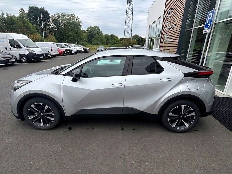 Toyota C-HR 1,8   Style HEV CVT - fotka 4 z 10