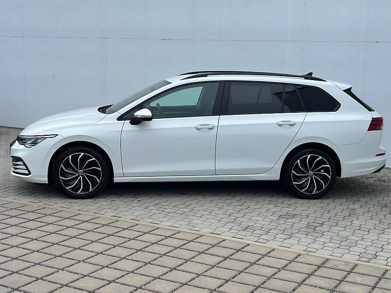 Volkswagen Golf Life 6G 1,0TSi - fotka 3 z 24