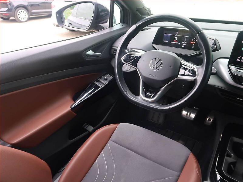 Volkswagen ID.4 (2020) Pro Perf. (82 kWh), SoH 91% - fotka 7 z 27