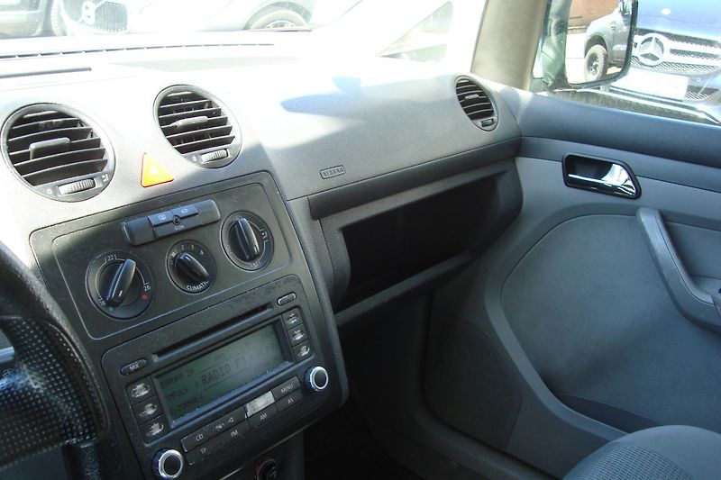 Volkswagen Caddy (2006) LIFE 1.9 TDi, STK+ME 5/2027 - fotka 41 z 52