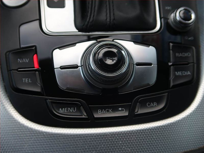 Audi Q5 (2015) design 2.0 TDI, 4X4, Automat - fotka 18 z 20