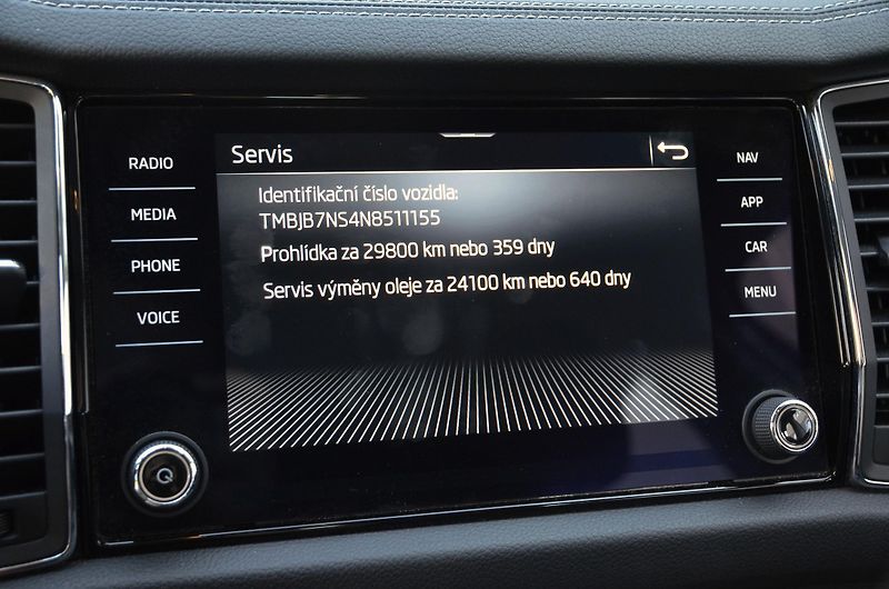 Škoda Kodiaq (2023) 1.5 TSi DSG / 1.MAJ. / 75tkm - fotka 39 z 42