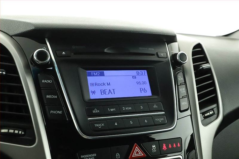 Hyundai i30 (2016) 1.6 CRDi, Tempomat - fotka 9 z 13