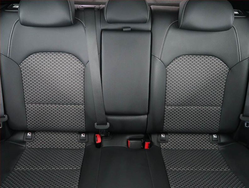 Kia XCeed (2025) 1.5 T-GDI - fotka 10 z 21