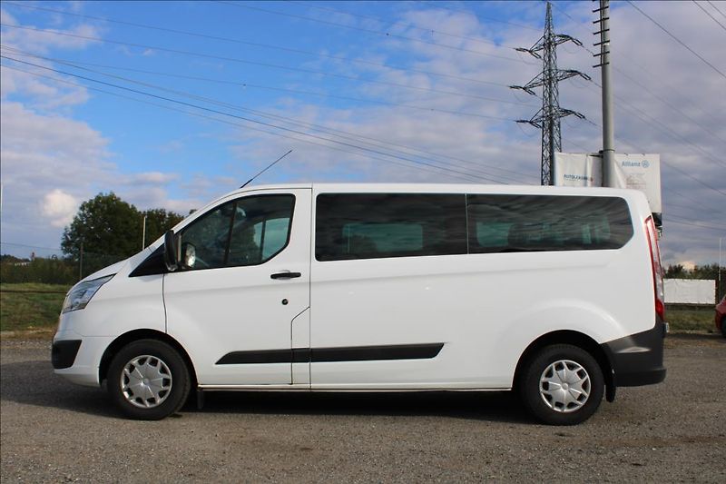 Ford Transit Custom 2,2 TDCi  9 - míst, DPH, KLIMA - fotka 8 z 31
