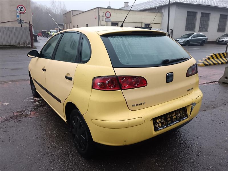 Seat Ibiza 1,4 i Reference - fotka 8 z 16